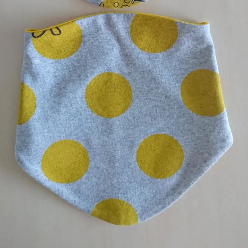 Bavoir bandana bébé en stock – Image 3
