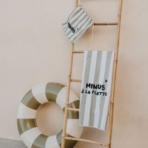 Serviette enfant microfibre « Minus à la flotte »| Vert – Zakuw